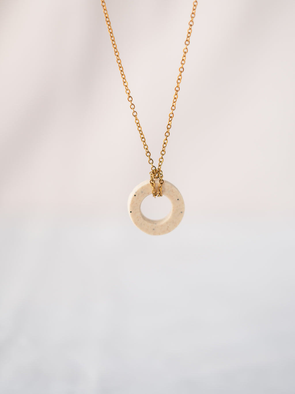 Small Gold Áurea Necklace