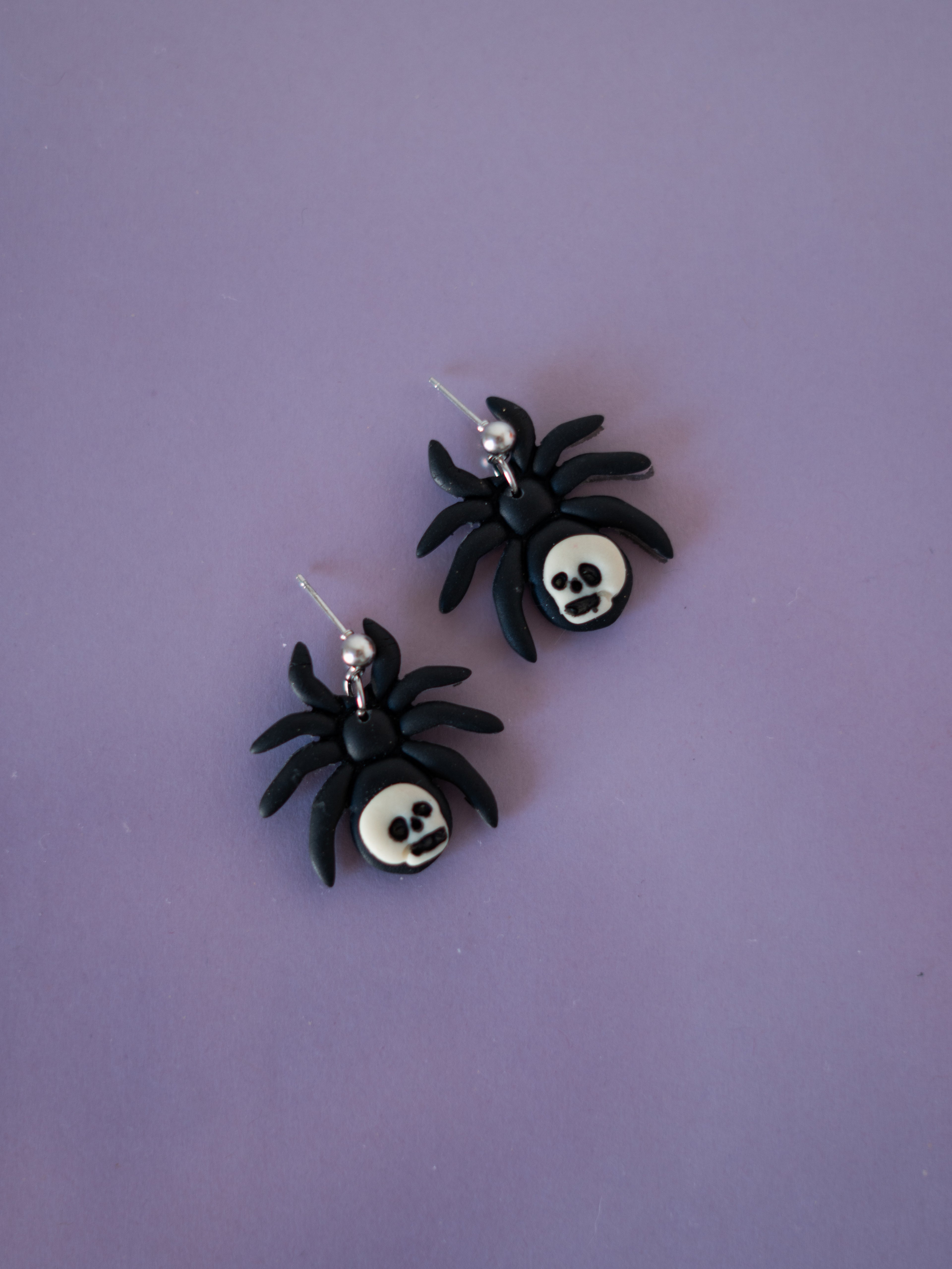 Aranha Preta Caveira